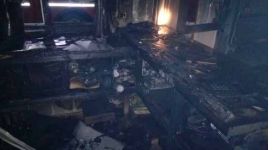 Неизвестные подожгли минимаркет в Сормове - фото 1