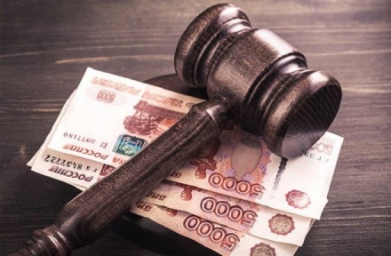 Чкаловскую судоверфь дважды оштрафовали за долги по зарплате