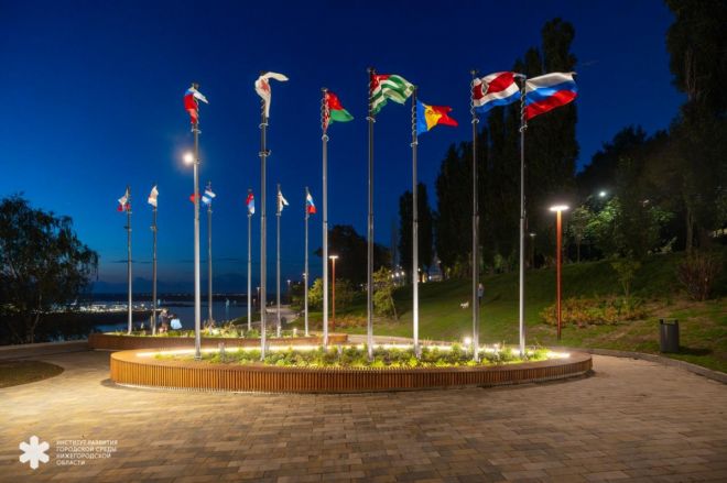 Аллея Дружбы открылась после благоустройства на набережной Федоровского - фото 7