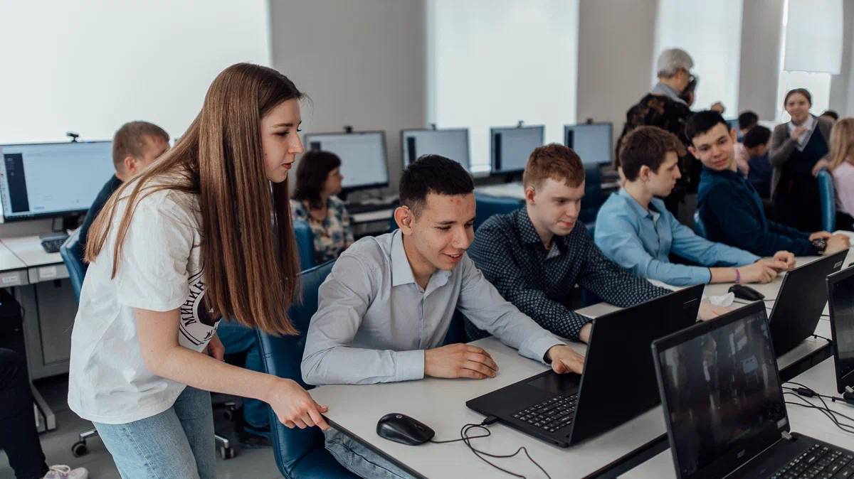 Мининский университет запускает онлайн-курс для школьников - фото 1