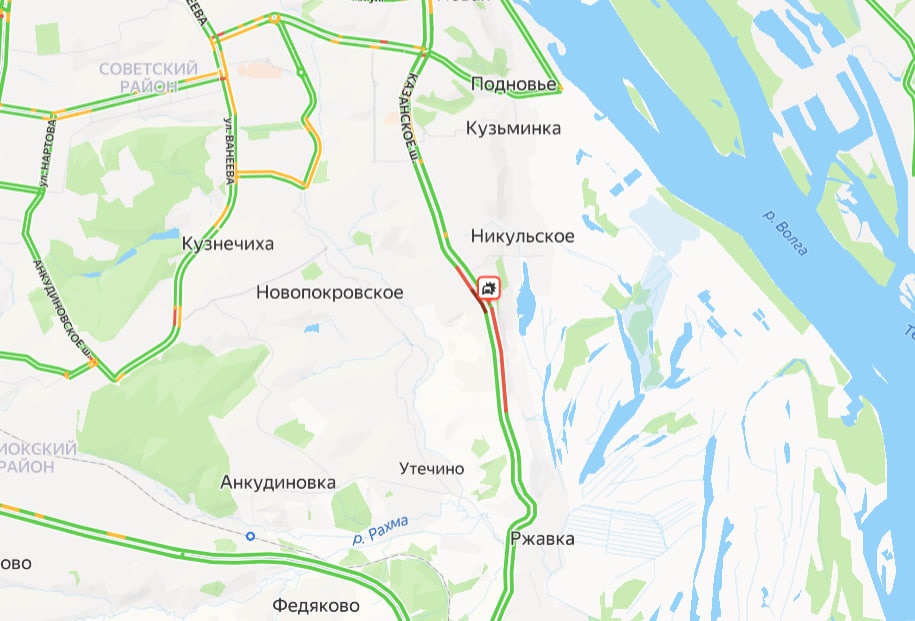 Огромная пробка образовалась в нижегородской деревне Афонино из-за ДТП - фото 2