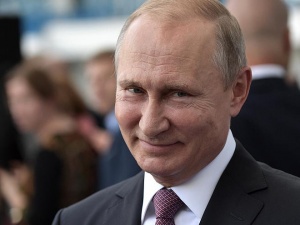 Путин заедет на свадьбу перед встречей с Меркель
