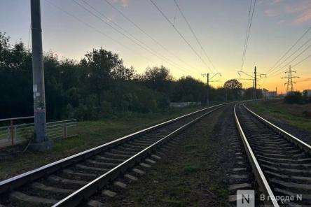 Поезд насмерть сбил мужчину около станции в Нижнем Новгороде