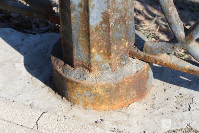 Трещит по швам: как выглядит центр Нижнего Новгорода после аномальной зимы — фоторепортаж - фото 3