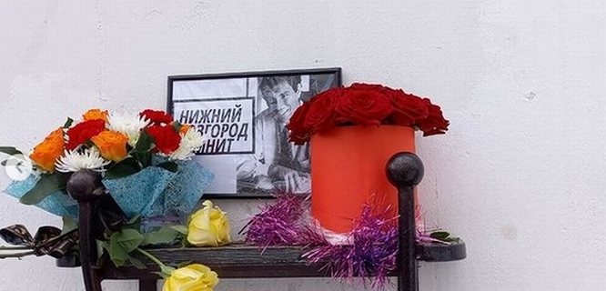 Трое нижегородцев задержаны после возложения цветов в память о Немцове - фото 1