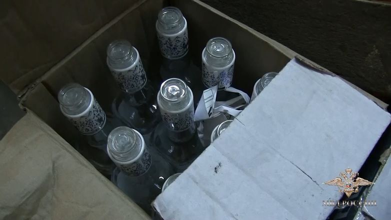 Подпольный цех по производству алкоголя обнаружен в Кстовском районе - фото 3