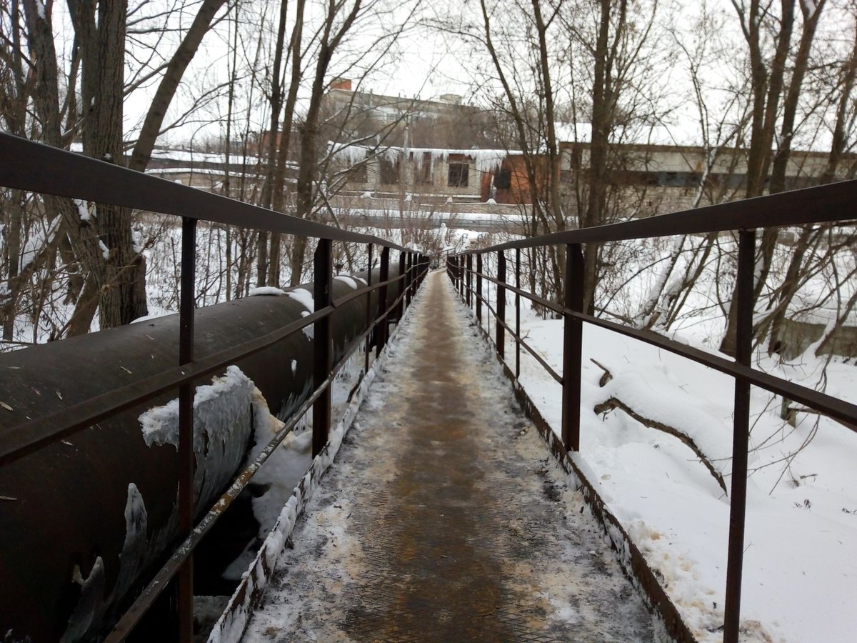 Мост между Нижегородским и Советским районами очистили по просьбам жителей - фото 1