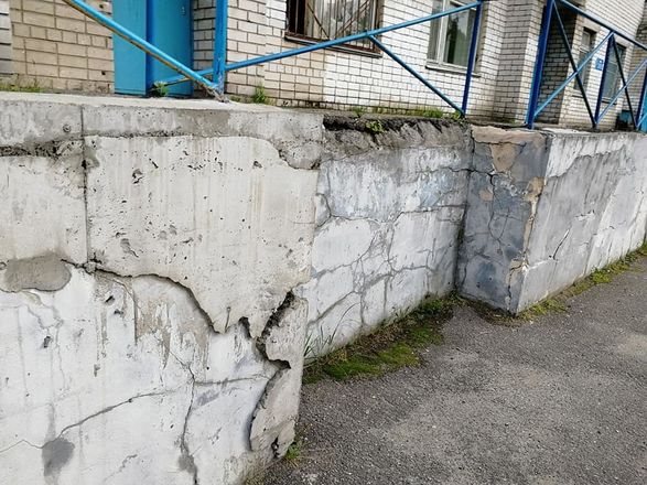 Нижегородцы жалуются на ужасное состояние поликлиники в Автозаводском районе - фото 2