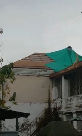 Ремонтировавший детсад подрядчик оставил его без крыши в Нижнем Новгороде - фото 1