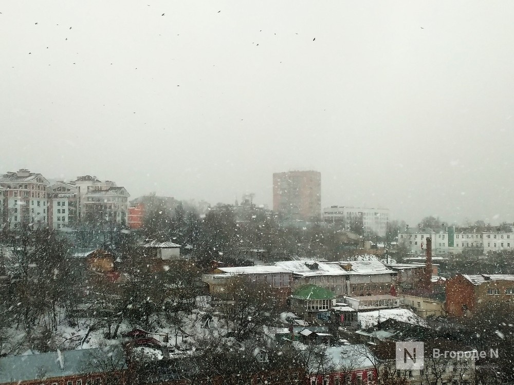 Синоптики предупреждают нижегородцев о снегопадах и порывистом ветре во второй половине 25 декабря - фото 1