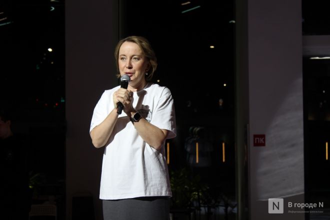 Фоторепортаж: выставка &laquo;АРТ МИР &mdash; 2026&raquo; открылась в Нижнем Новгороде - фото 61