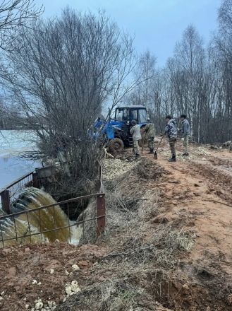 Водопропускная труба обрушилась в Шахунье из-за паводка - фото 2