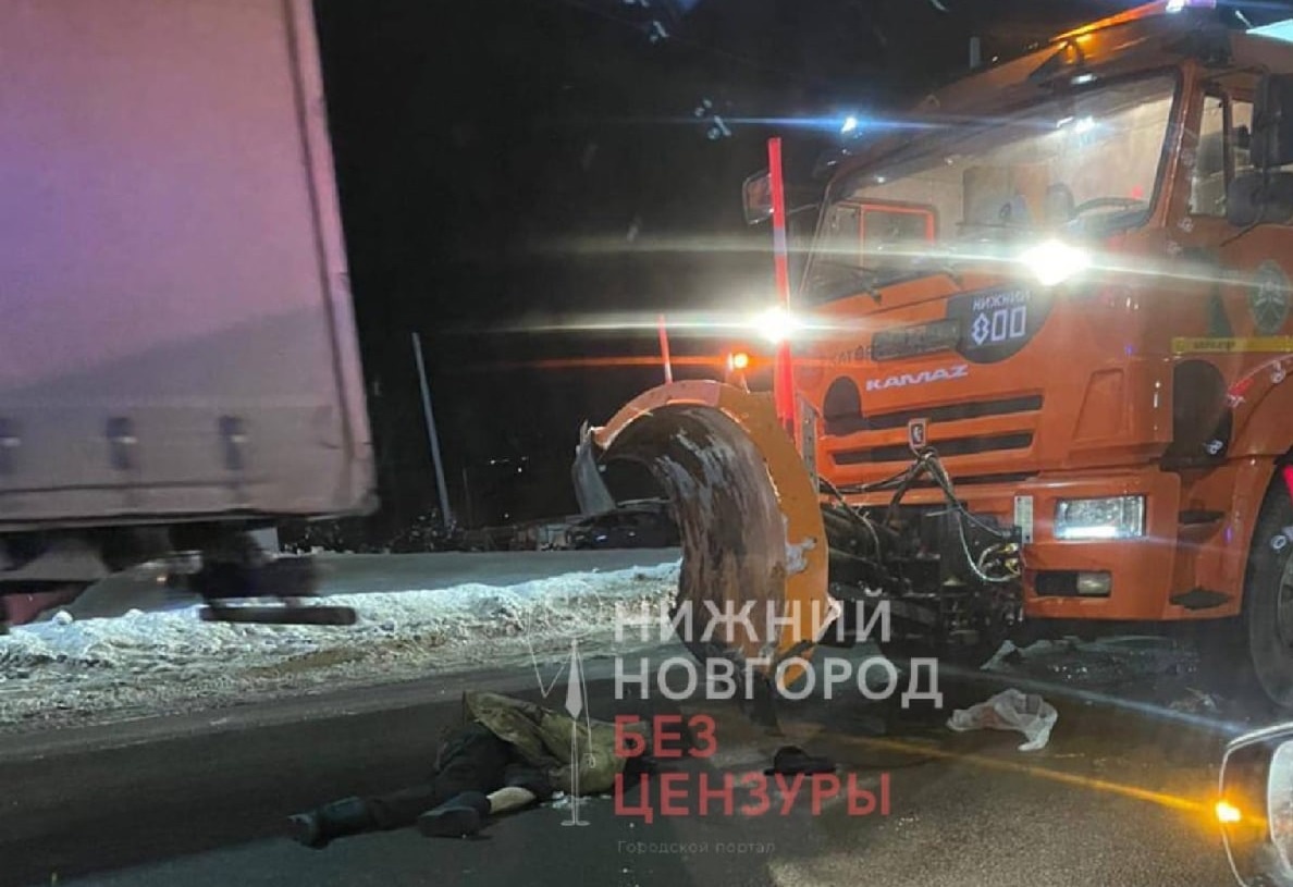 Пешеход погиб под колесами КамАЗа в Кстовском районе - фото 1