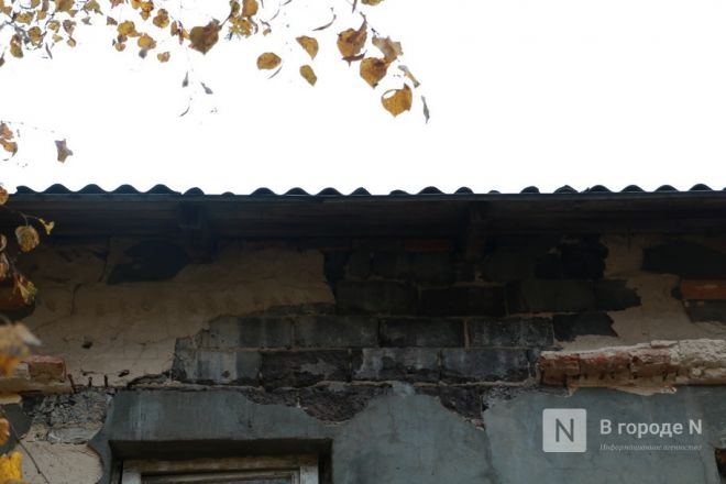 &laquo;Просто существуем&raquo;. Как нижегородцы живут в жутких бараках в районе Бекетова &mdash; фоторепортаж - фото 5