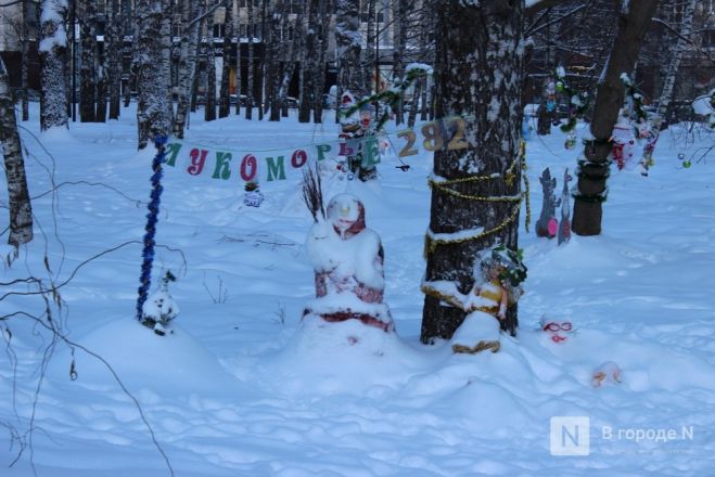 Чебурашка, Крош и кролики: скульптуры из снега украсили парк Пушкина - фото 12