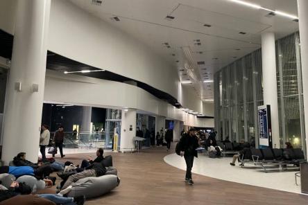 855 человек отправили из нижегородского аэропорта в Москву на автобусах