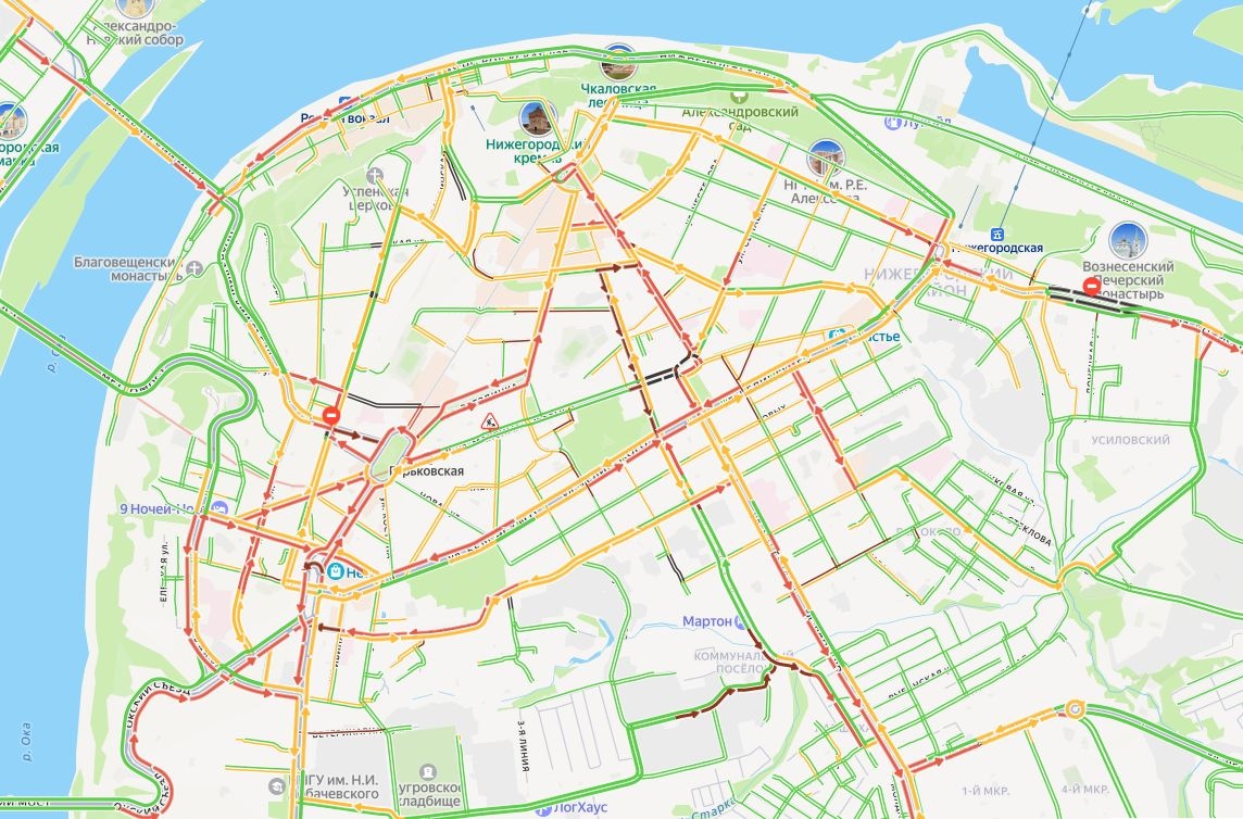 Огромные пробки возникли в центре Нижнего Новгорода вечером 5 декабря - фото 1