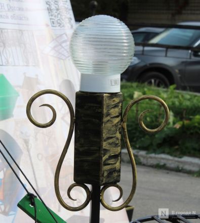 Танк-мангал и деревянные иконы: фоторепортаж с новой выставки от заключенных в Нижнем Новгороде - фото 35