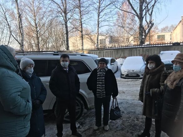 Жители Московского района расторгли договор с ДК из-за отсутствия ремонта - фото 1