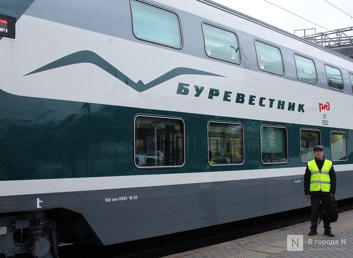 Двухэтажный, стильный, современный: как выглядит новый поезд &laquo;Буревестник&raquo; &mdash; фоторепортаж &laquo;В городе N&raquo; - фото 7