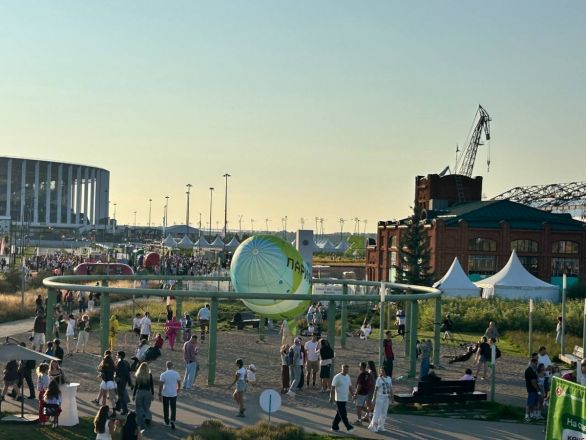 «Пари Фест»: как прошел масштабный фестиваль на Стрелке — фото - фото 113
