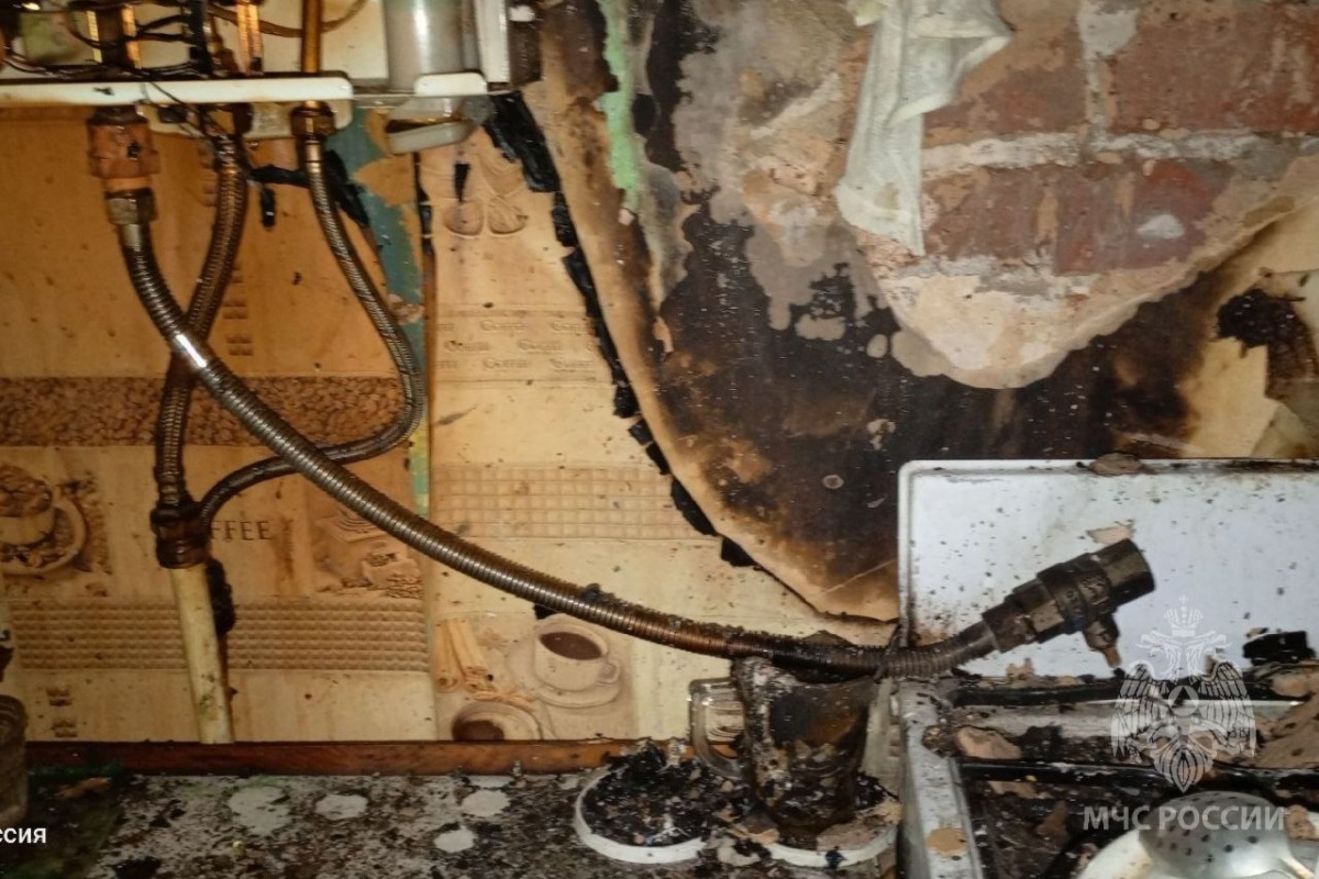 Пожар из-за газовой колонки в Нижнем Новгороде чуть не закончился трагедией - фото 1