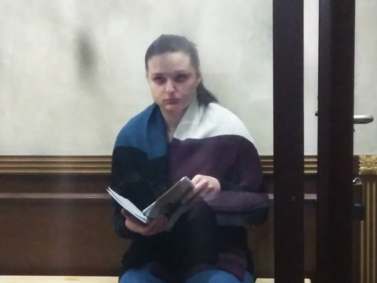 Прокурор требует 21 год колонии общего режима для Елены Каримовой