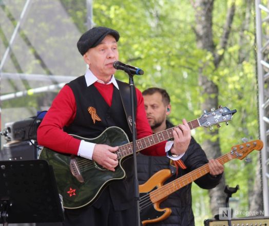Без парада и салюта: как прошел День Победы в Нижнем Новгороде — фоторепортаж - фото 177
