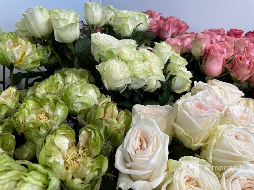 Мужчины, готовьтесь. Рассказываем, сколько стоят цветы к 8 марта в Нижнем Новгороде - фото 100