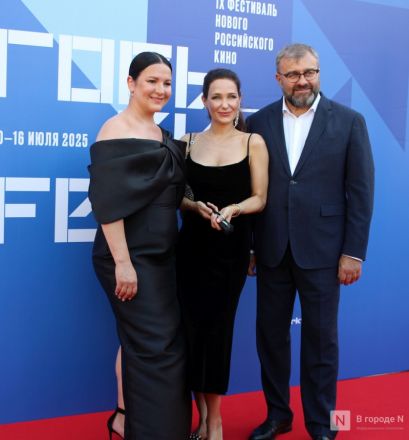 Знаменитости здесь: фоторепортаж с открытия &laquo;Горький fest&raquo; в Нижнем Новгороде - фото 122