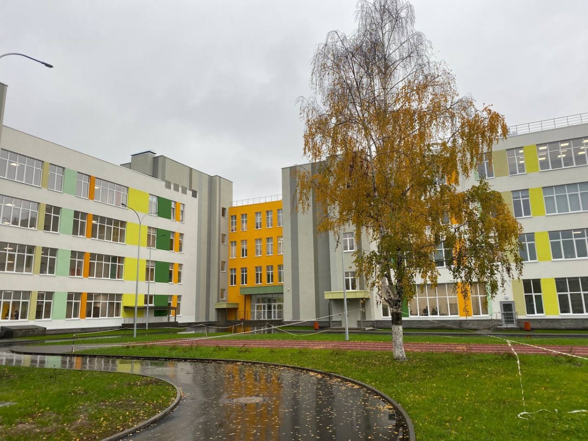 Строительство трех школ завершилось в Нижегородской области - фото 1