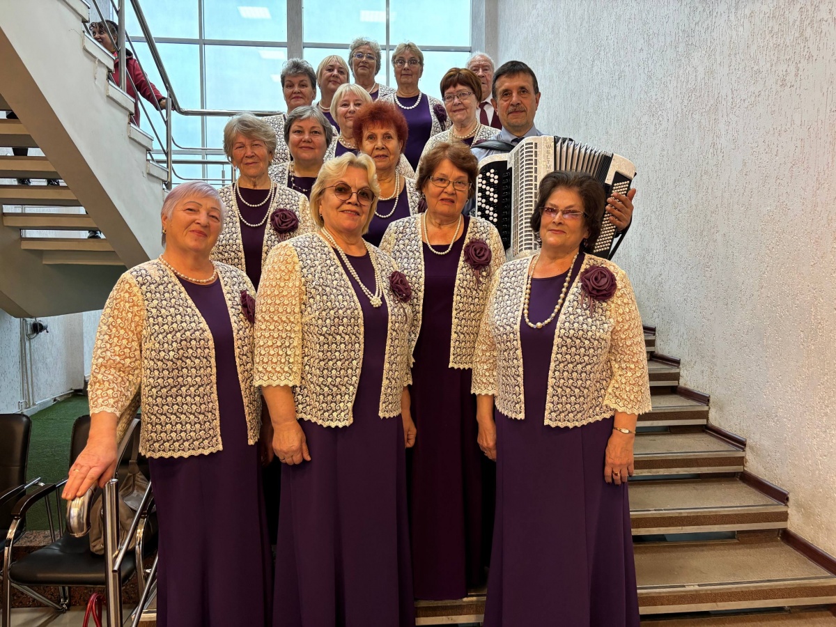 Более 700 нижегородцев присоединились к празднованию Дня пожилого человека - фото 1