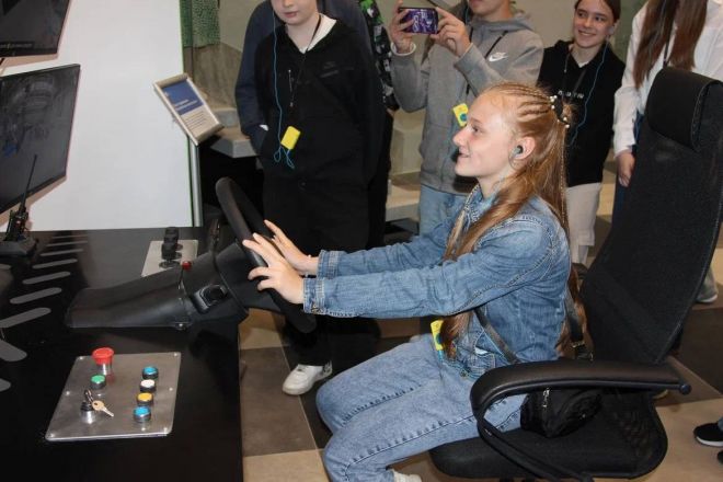 Школьники из двух нижегородских округов побывали в городе будущего Иннополисе - фото 2